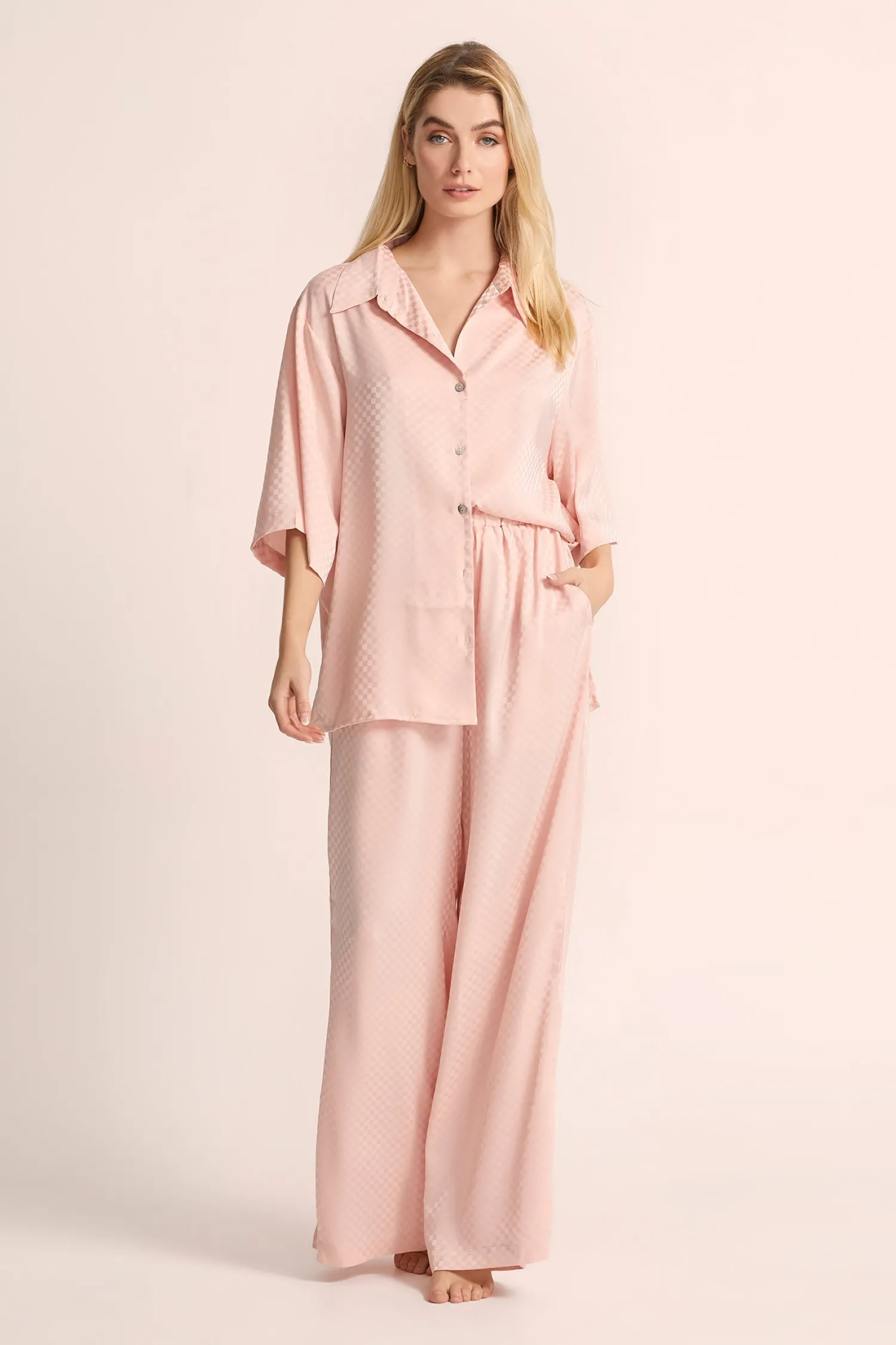 Homebodii Gigi Relaxed Fit Lounge New