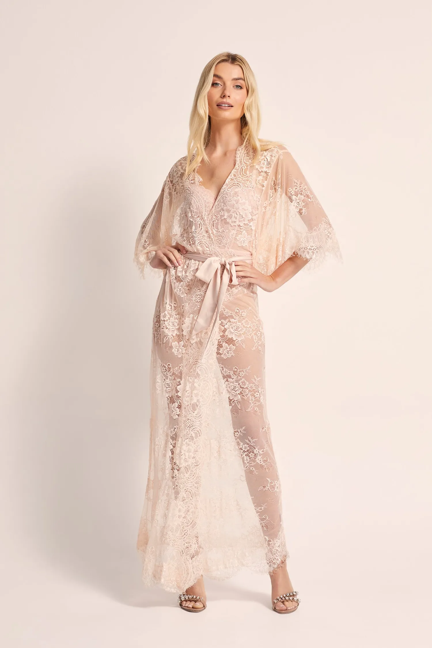 Homebodii Kassiah Blush Lace Robe Hot
