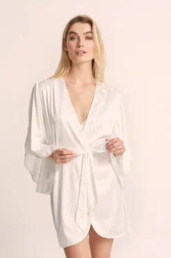 Homebodii Luna Robe Hot