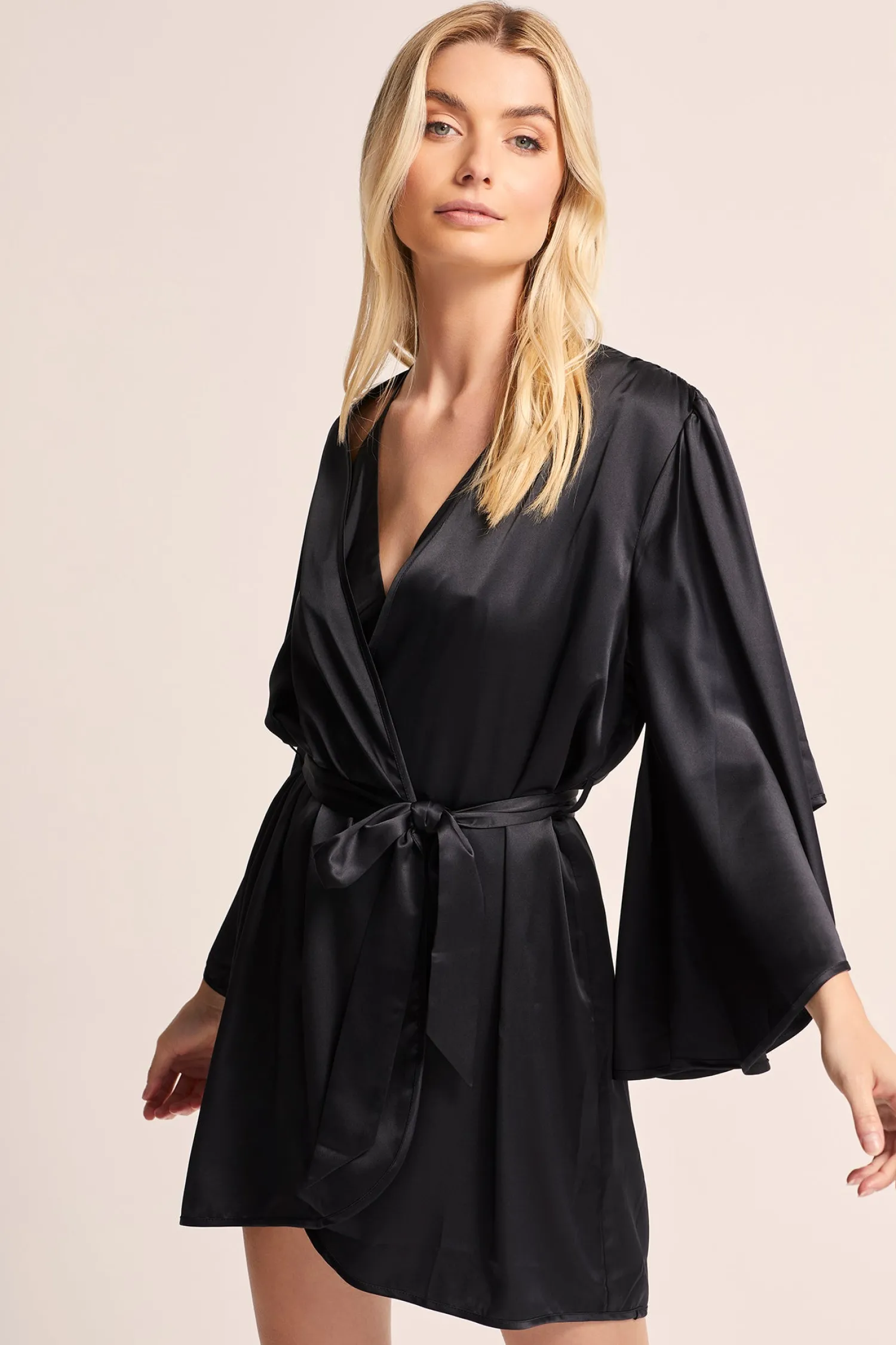 Homebodii Luna Robe Outlet