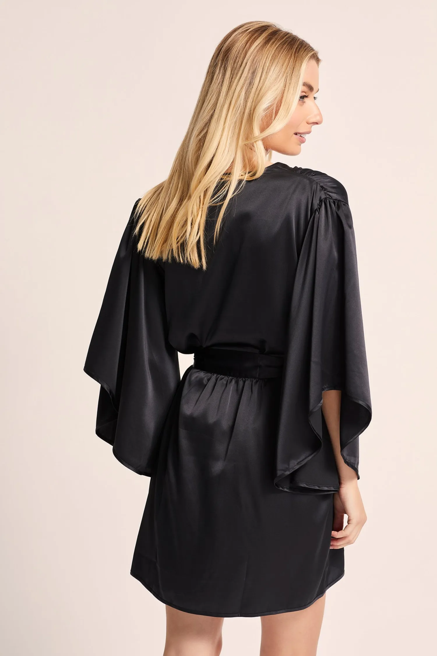 Homebodii Luna Robe Outlet
