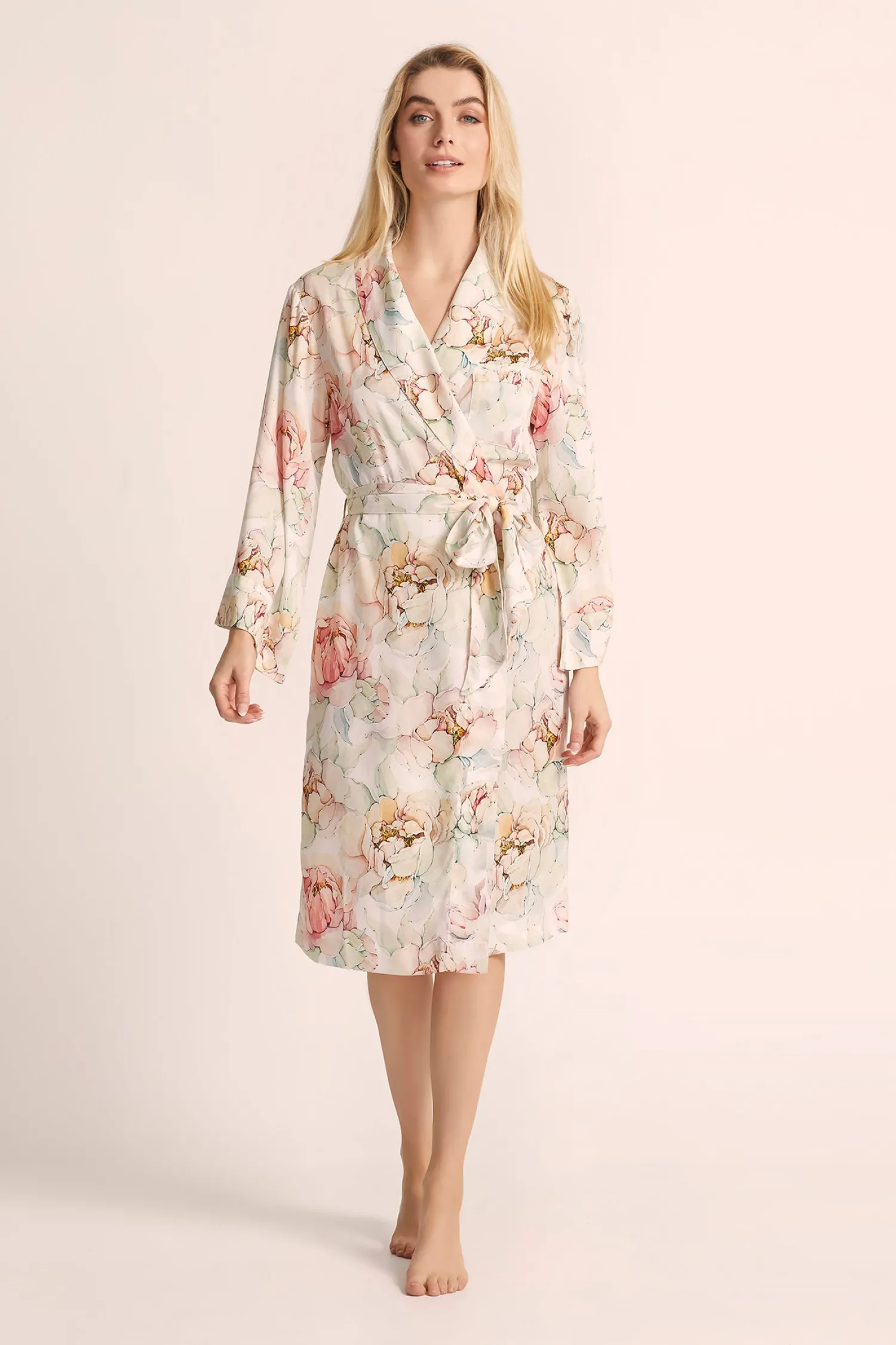 Homebodii Peony Robe Discount