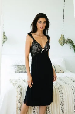 Homebodii Petra Tencel™ Nightie Clearance
