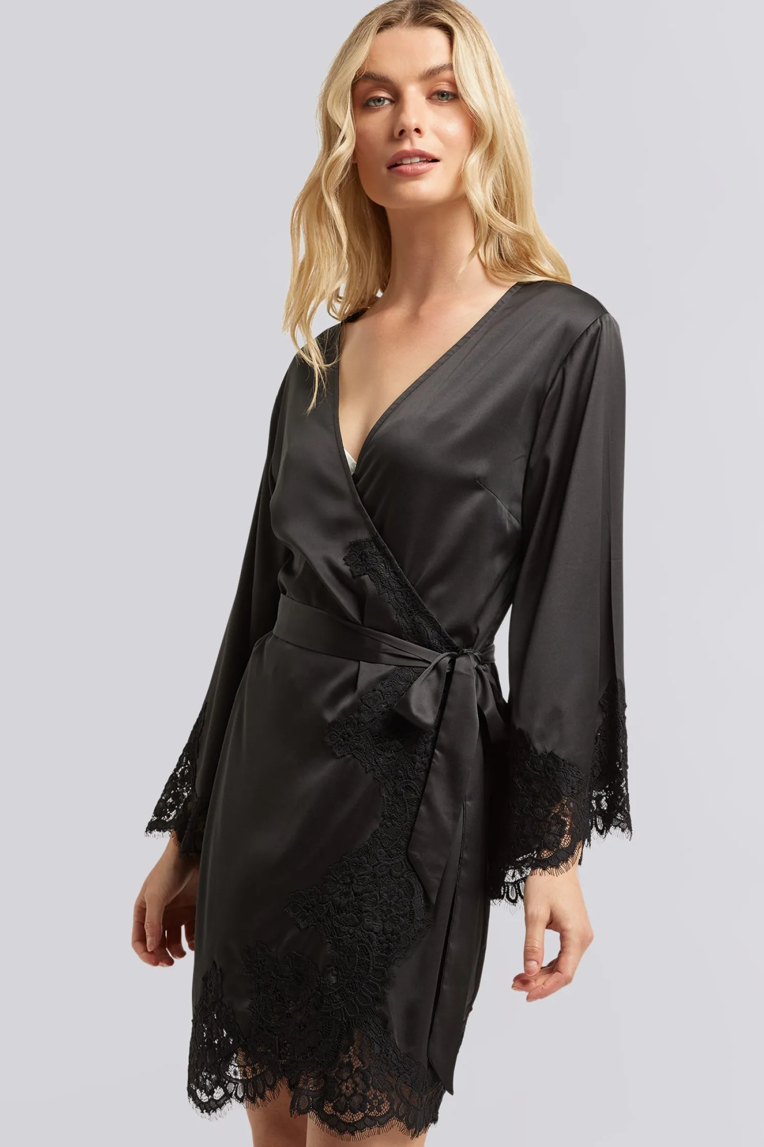 Homebodii Sian Robe Hot