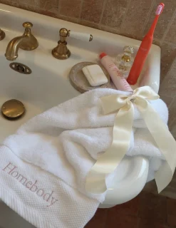 Homebodii Sweet Berry & Bows Womens Pyjama Discount